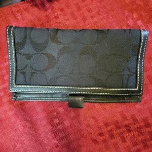 Coach Checkbook Wallet